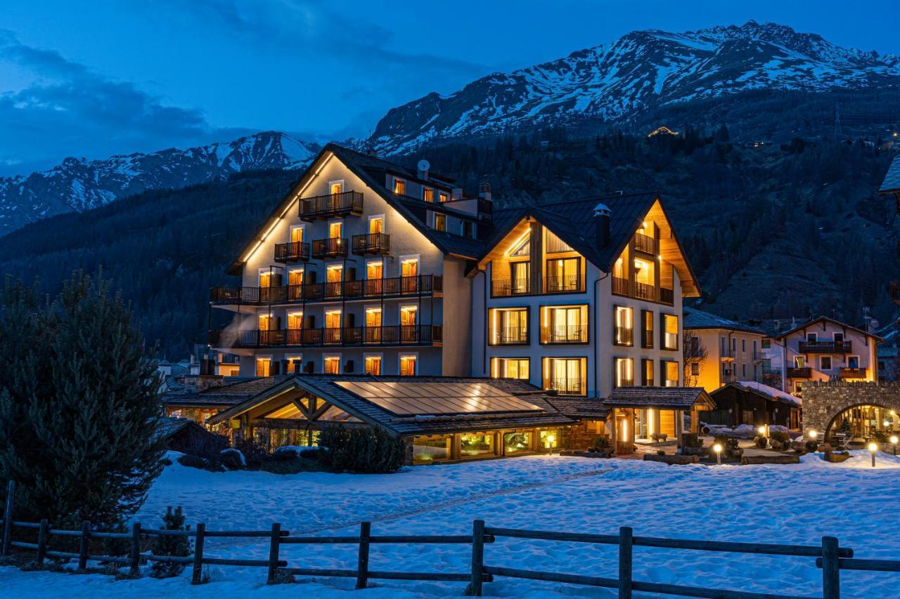 Hotel Sant'Orso - Mountain Lodge&Spa Cogne Exterior foto
